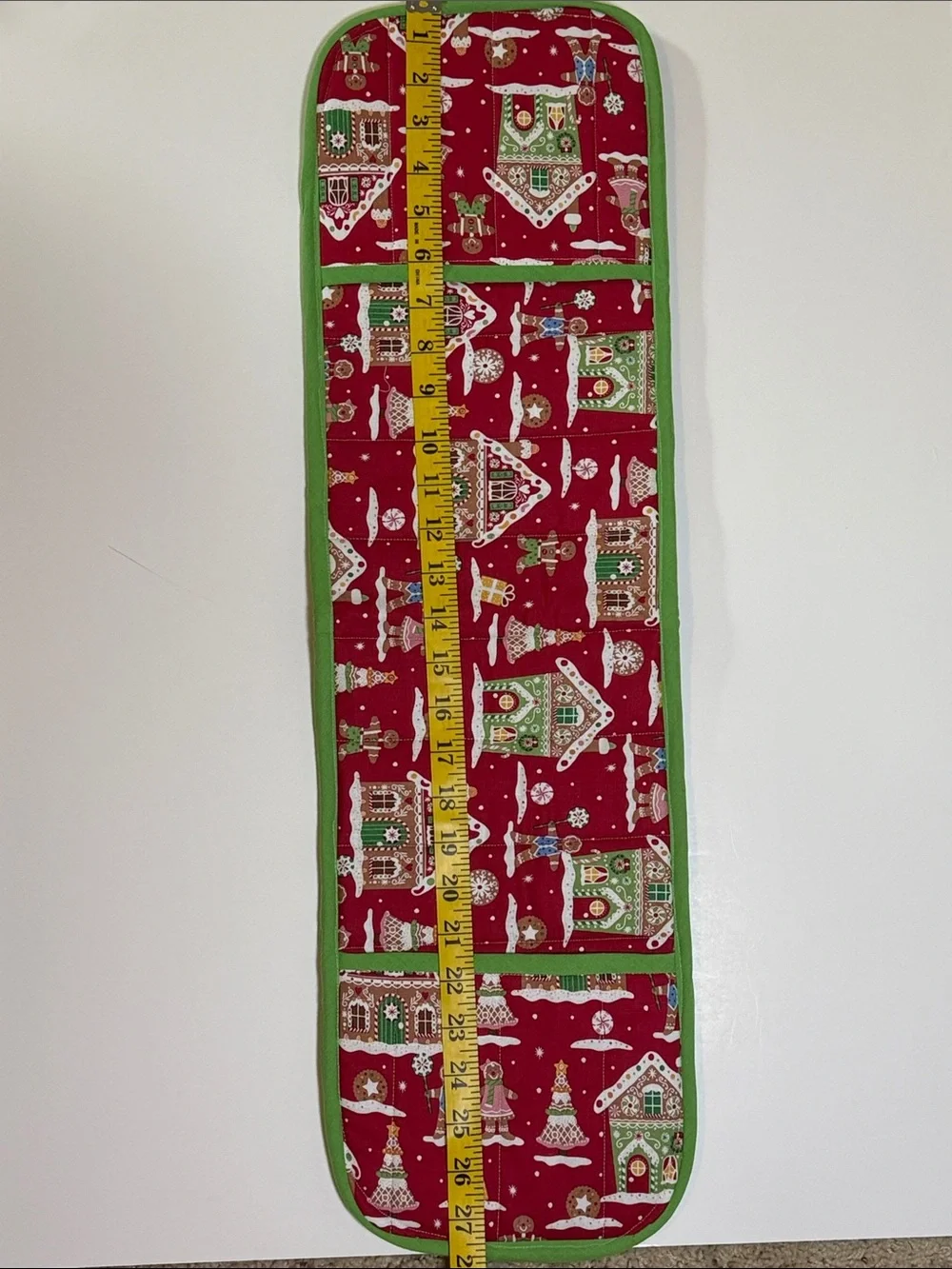 Handmade Christmas Holiday Gingerbread House Themed Quilted Oven Mitt 6 Pc Set